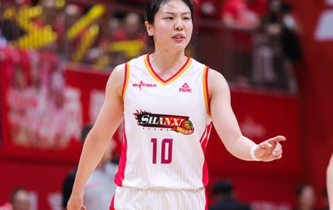 开云平台-锁死最佳外援！中国女篮26岁1米86王牌闪耀：防守悍将冲击第二冠|张茹|总决赛|山西女篮|德怀特·霍华德|娜塔莎·霍华德_新浪体育_新浪新闻